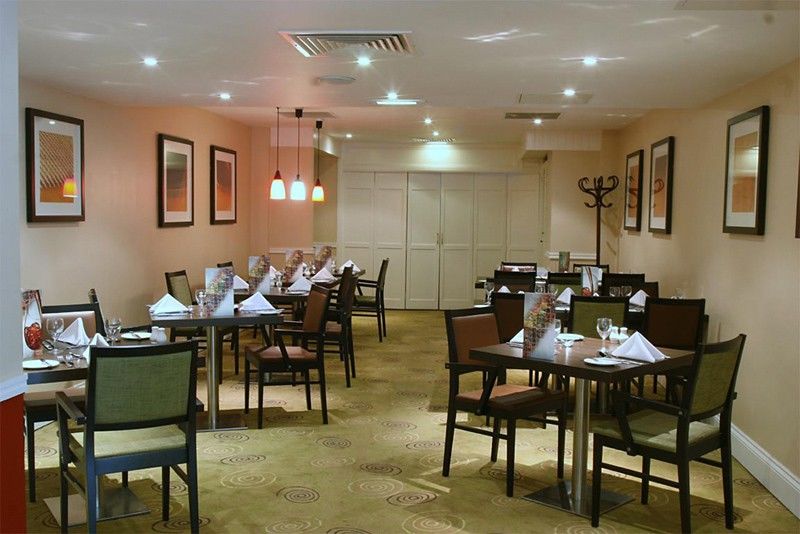 Epping Forest Hotel Woodford Restaurang bild